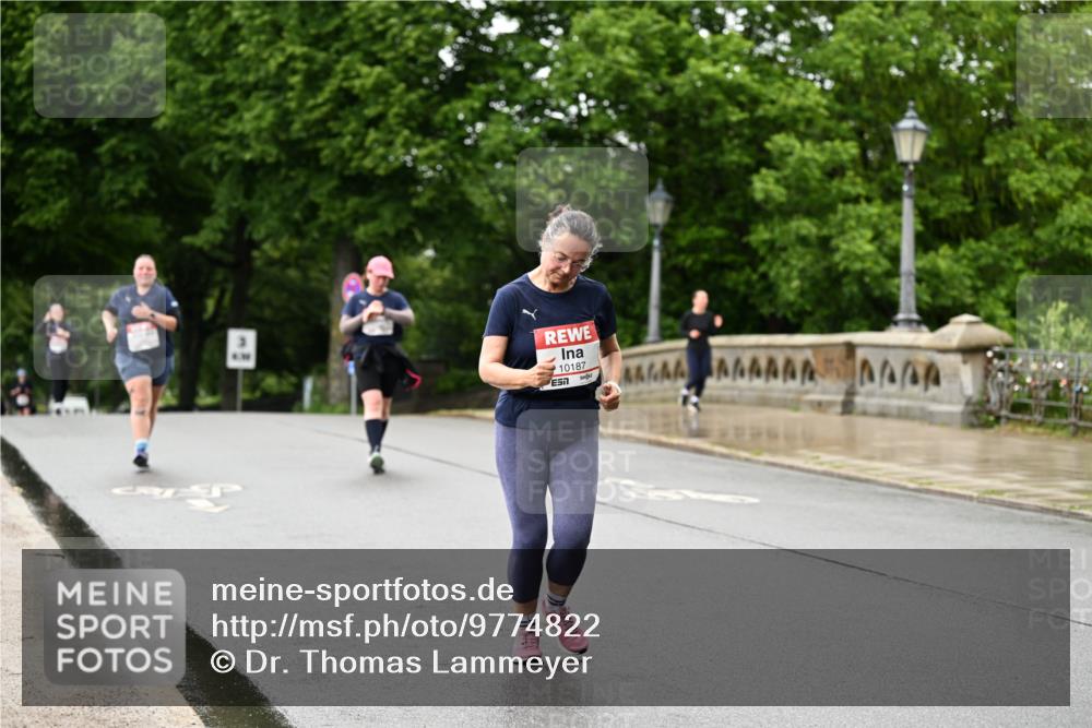 14.06.2026 - REWE Women's Run Dr. Thomas Lammeyer http://msf.ph/oto/9774822 14.06.2026 09:56:00 Laufen 10187, 7 meine-sportfotos.de
