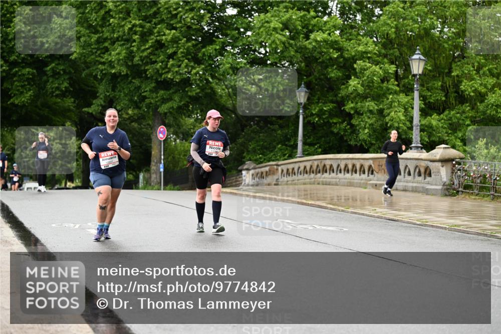 14.06.2026 - REWE Women's Run Dr. Thomas Lammeyer http://msf.ph/oto/9774842 14.06.2026 09:56:02 Laufen 10941 meine-sportfotos.de