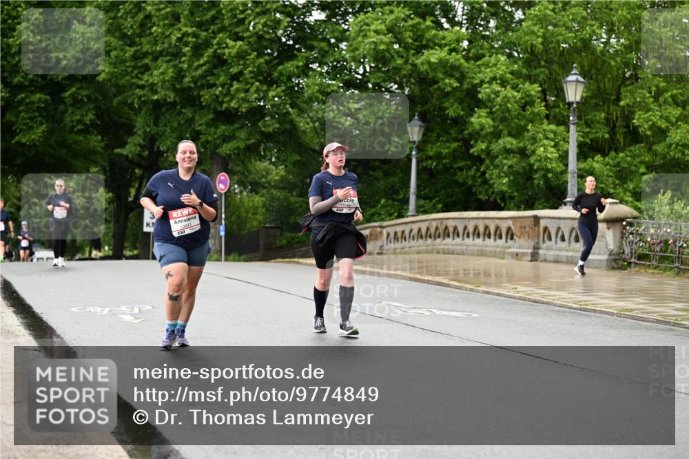 14.06.2026 - REWE Women's Run Dr. Thomas Lammeyer http://msf.ph/oto/9774849 14.06.2026 09:56:03 Laufen 10941, 11089 meine-sportfotos.de