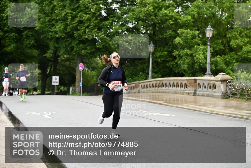 14.06.2026 - REWE Women's Run Dr. Thomas Lammeyer http://msf.ph/oto/9774885 14.06.2026 09:56:10 Laufen 0374 meine-sportfotos.de