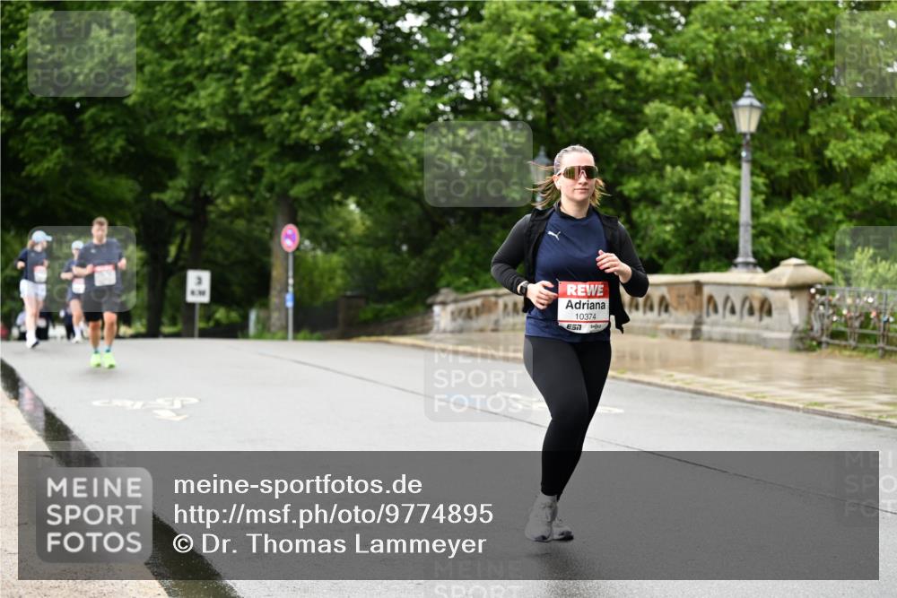 14.06.2026 - REWE Women's Run Dr. Thomas Lammeyer http://msf.ph/oto/9774895 14.06.2026 09:56:11 Laufen 10374, 51 meine-sportfotos.de