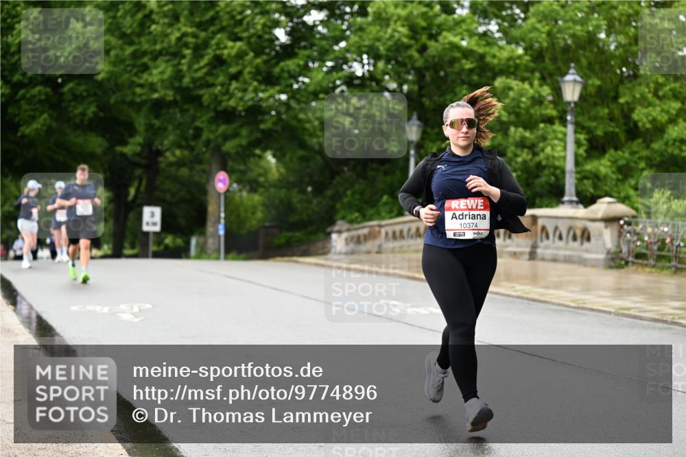 14.06.2026 - REWE Women's Run Dr. Thomas Lammeyer http://msf.ph/oto/9774896 14.06.2026 09:56:11 Laufen 10374, 7 meine-sportfotos.de