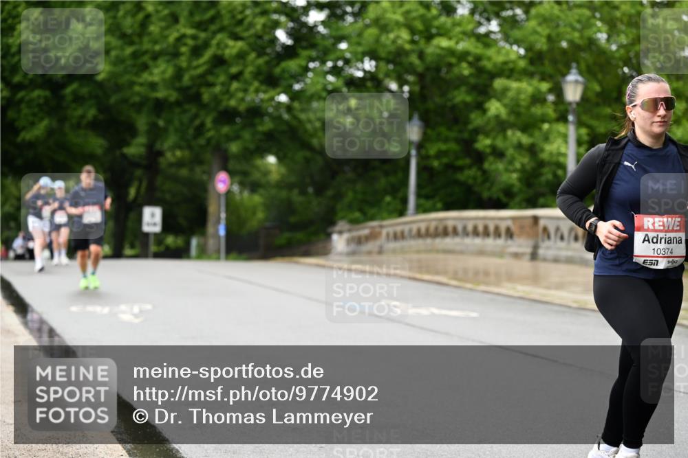 14.06.2026 - REWE Women's Run Dr. Thomas Lammeyer http://msf.ph/oto/9774902 14.06.2026 09:56:12 Laufen 10374 meine-sportfotos.de