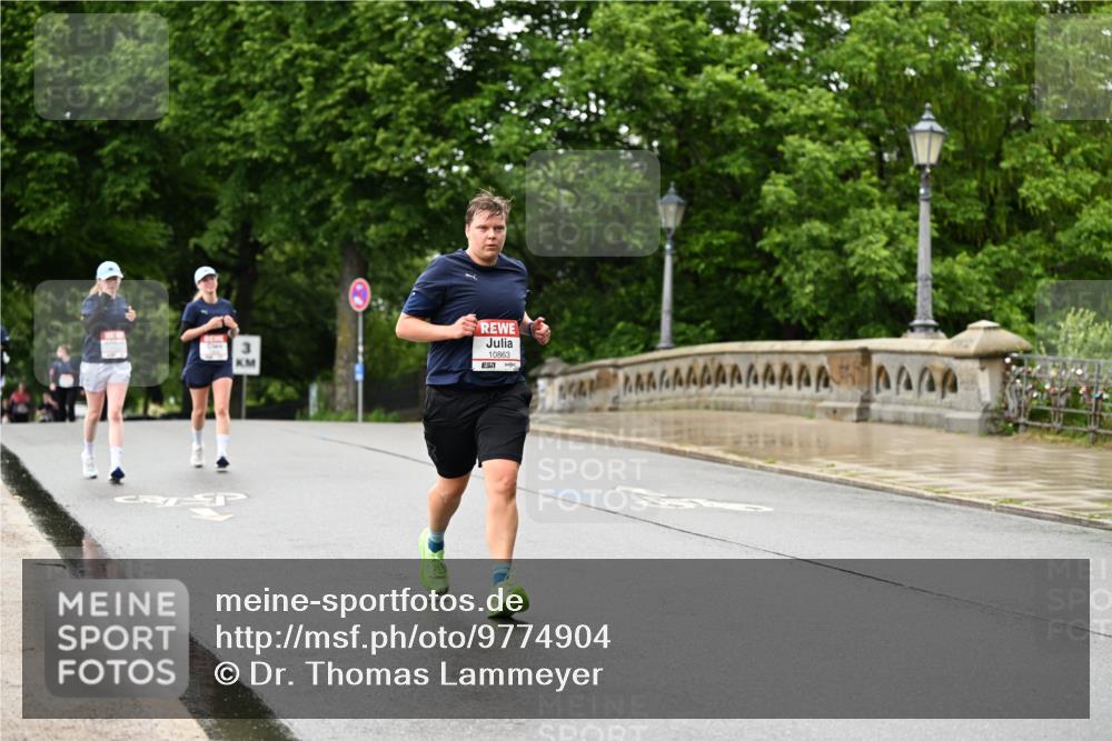 14.06.2026 - REWE Women's Run Dr. Thomas Lammeyer http://msf.ph/oto/9774904 14.06.2026 09:56:16 Laufen 10863, 57 meine-sportfotos.de