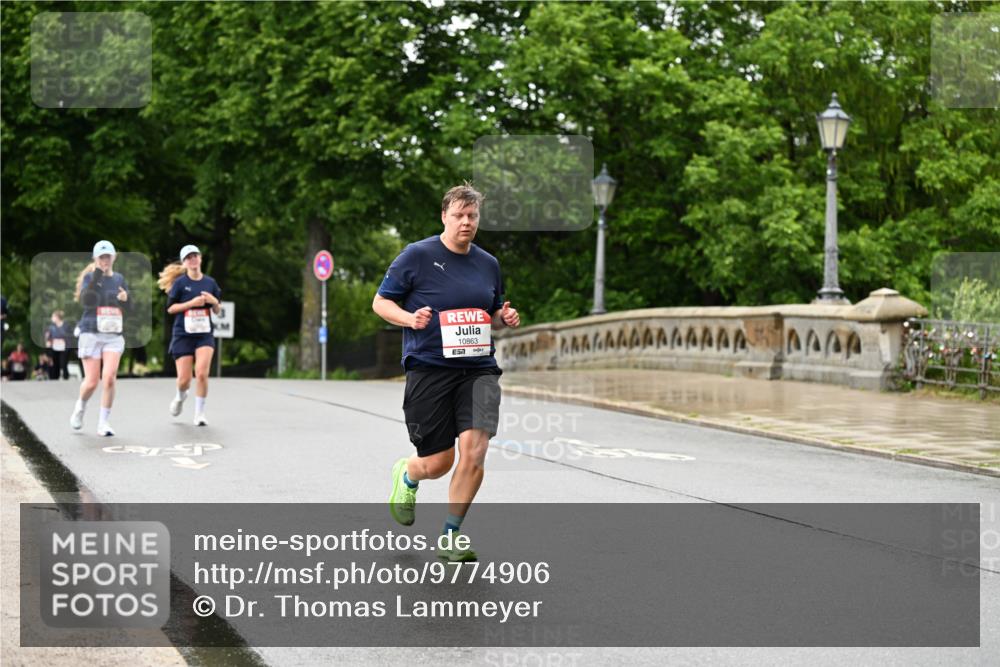 14.06.2026 - REWE Women's Run Dr. Thomas Lammeyer http://msf.ph/oto/9774906 14.06.2026 09:56:16 Laufen 10863 meine-sportfotos.de