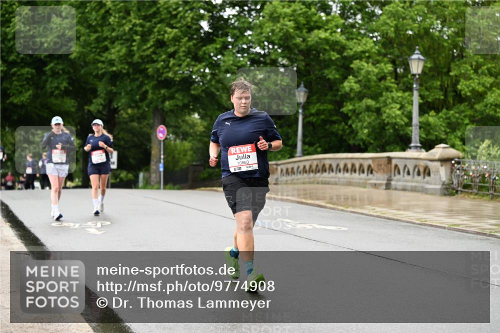 14.06.2026 - REWE Women's Run Dr. Thomas Lammeyer http://msf.ph/oto/9774908 14.06.2026 09:56:16 Laufen 10863, 57 meine-sportfotos.de