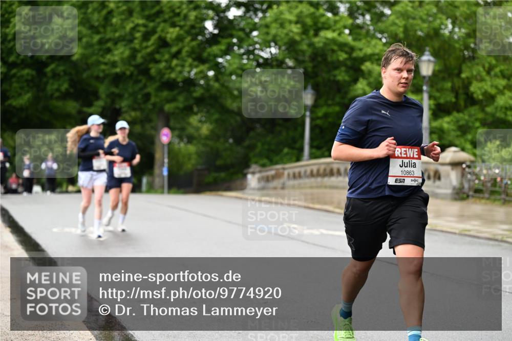 14.06.2026 - REWE Women's Run Dr. Thomas Lammeyer http://msf.ph/oto/9774920 14.06.2026 09:56:18 Laufen 10863 meine-sportfotos.de