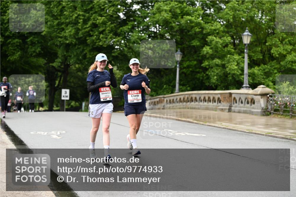 14.06.2026 - REWE Women's Run Dr. Thomas Lammeyer http://msf.ph/oto/9774933 14.06.2026 09:56:20 Laufen 11151, 57, 10630 meine-sportfotos.de