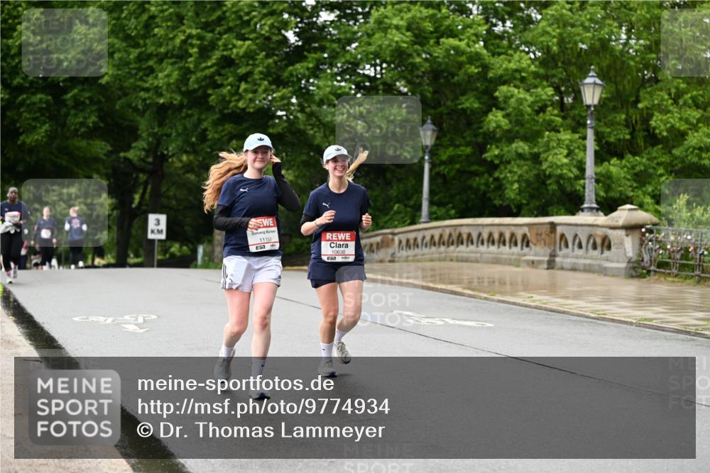 14.06.2026 - REWE Women's Run Dr. Thomas Lammeyer http://msf.ph/oto/9774934 14.06.2026 09:56:20 Laufen 11151, 10630, 57 meine-sportfotos.de
