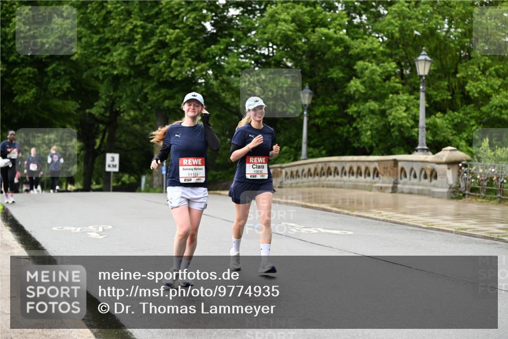 14.06.2026 - REWE Women's Run Dr. Thomas Lammeyer http://msf.ph/oto/9774935 14.06.2026 09:56:20 Laufen 11151, 10630 meine-sportfotos.de