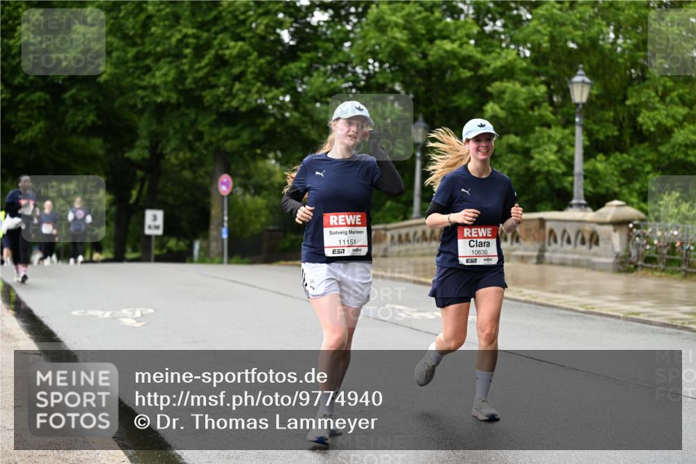 14.06.2026 - REWE Women's Run Dr. Thomas Lammeyer http://msf.ph/oto/9774940 14.06.2026 09:56:21 Laufen 11151, 10630 meine-sportfotos.de