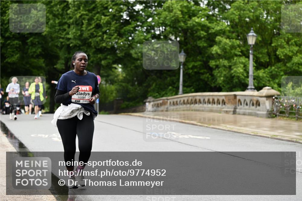 14.06.2026 - REWE Women's Run Dr. Thomas Lammeyer http://msf.ph/oto/9774952 14.06.2026 09:56:28 Laufen 10084 meine-sportfotos.de
