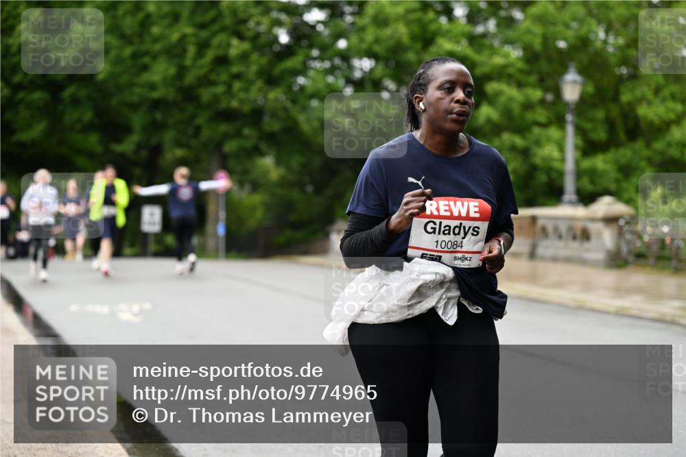 14.06.2026 - REWE Women's Run Dr. Thomas Lammeyer http://msf.ph/oto/9774965 14.06.2026 09:56:29 Laufen 10084 meine-sportfotos.de
