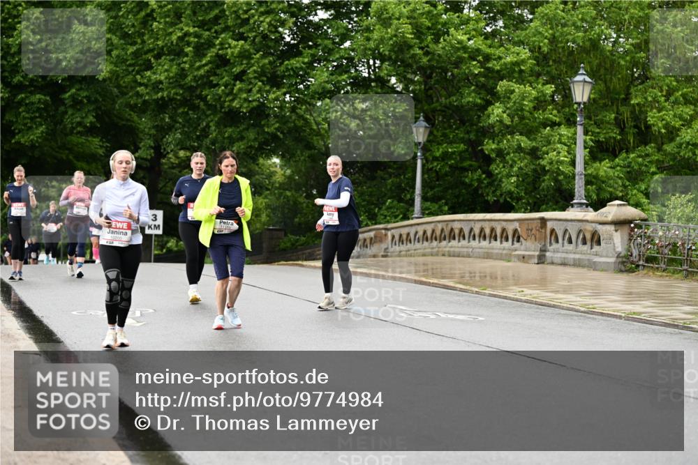14.06.2026 - REWE Women's Run Dr. Thomas Lammeyer http://msf.ph/oto/9774984 14.06.2026 09:56:33 Laufen 7, 3 meine-sportfotos.de