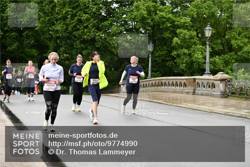 14.06.2026 - REWE Women's Run Dr. Thomas Lammeyer http://msf.ph/oto/9774990 14.06.2026 09:56:34 Laufen 10200, 10354, 11189 meine-sportfotos.de