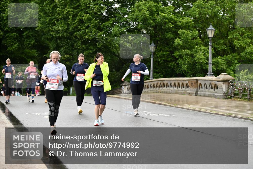 14.06.2026 - REWE Women's Run Dr. Thomas Lammeyer http://msf.ph/oto/9774992 14.06.2026 09:56:34 Laufen 10200, 11189, 11460 meine-sportfotos.de