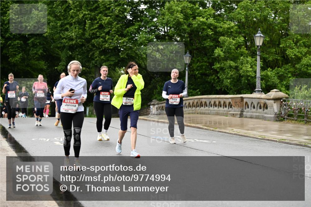 14.06.2026 - REWE Women's Run Dr. Thomas Lammeyer http://msf.ph/oto/9774994 14.06.2026 09:56:35 Laufen 10200, 11189, 11466 meine-sportfotos.de