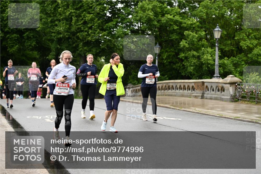 14.06.2026 - REWE Women's Run Dr. Thomas Lammeyer http://msf.ph/oto/9774996 14.06.2026 09:56:35 Laufen 10200, 57, 11189, 11466 meine-sportfotos.de