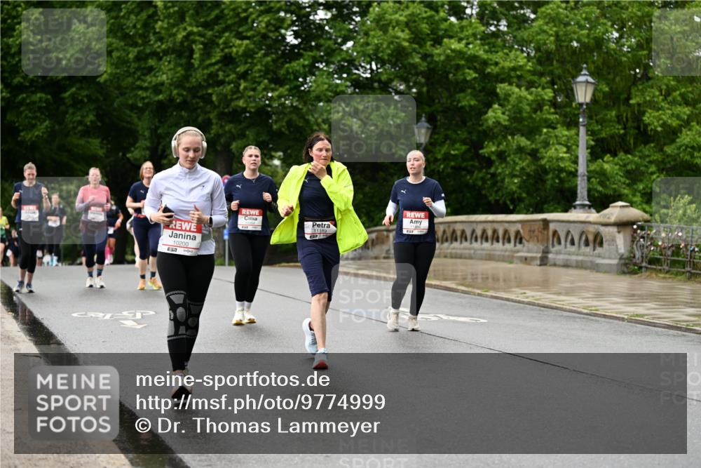 14.06.2026 - REWE Women's Run Dr. Thomas Lammeyer http://msf.ph/oto/9774999 14.06.2026 09:56:35 Laufen 10200, 7, 11189 meine-sportfotos.de