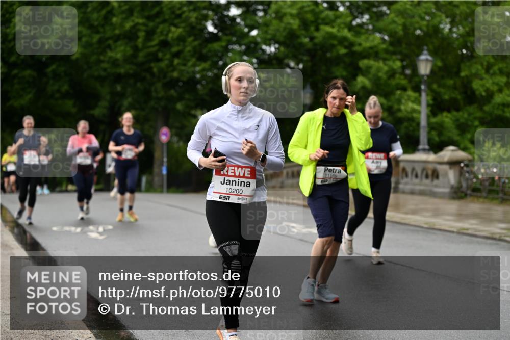 14.06.2026 - REWE Women's Run Dr. Thomas Lammeyer http://msf.ph/oto/9775010 14.06.2026 09:56:36 Laufen 10200, 7, 11189, 4444 meine-sportfotos.de