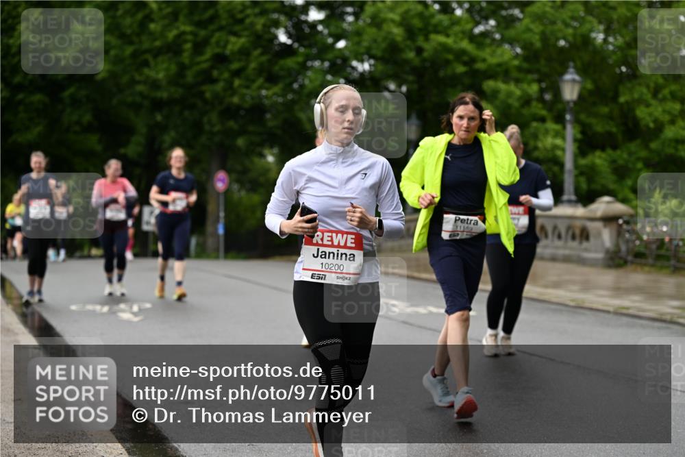 14.06.2026 - REWE Women's Run Dr. Thomas Lammeyer http://msf.ph/oto/9775011 14.06.2026 09:56:36 Laufen 2234, 10200, 11189 meine-sportfotos.de