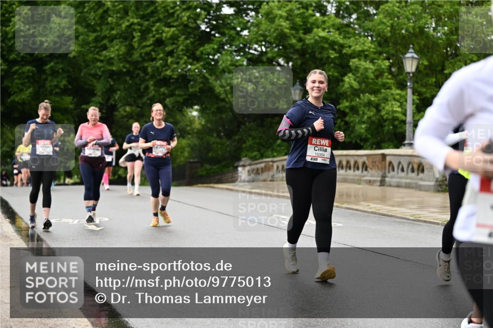 14.06.2026 - REWE Women's Run Dr. Thomas Lammeyer http://msf.ph/oto/9775013 14.06.2026 09:56:38 Laufen 10354, 7 meine-sportfotos.de