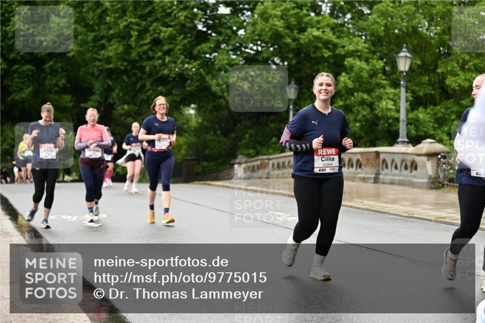 14.06.2026 - REWE Women's Run Dr. Thomas Lammeyer http://msf.ph/oto/9775015 14.06.2026 09:56:38 Laufen 10354 meine-sportfotos.de