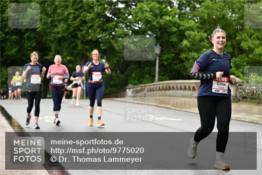 14.06.2026 - REWE Women's Run Dr. Thomas Lammeyer http://msf.ph/oto/9775020 14.06.2026 09:56:39 Laufen 10354, 57 meine-sportfotos.de