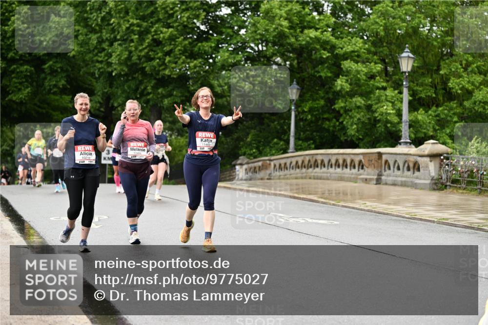 14.06.2026 - REWE Women's Run Dr. Thomas Lammeyer http://msf.ph/oto/9775027 14.06.2026 09:56:39 Laufen 10216, 10454, 11460 meine-sportfotos.de