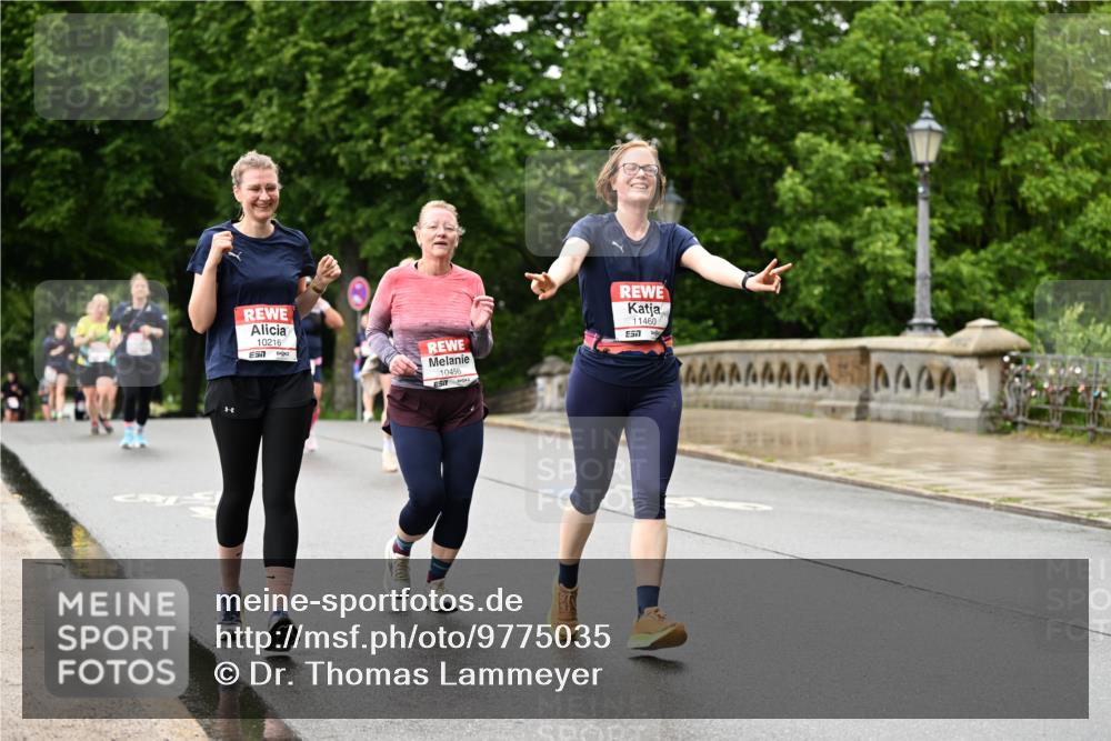 14.06.2026 - REWE Women's Run Dr. Thomas Lammeyer http://msf.ph/oto/9775035 14.06.2026 09:56:41 Laufen 10216, 10456, 11460 meine-sportfotos.de
