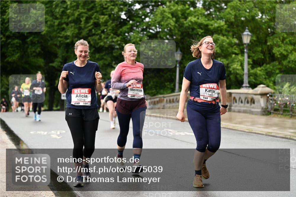 14.06.2026 - REWE Women's Run Dr. Thomas Lammeyer http://msf.ph/oto/9775039 14.06.2026 09:56:41 Laufen 10216, 10456, 11460, 7 meine-sportfotos.de