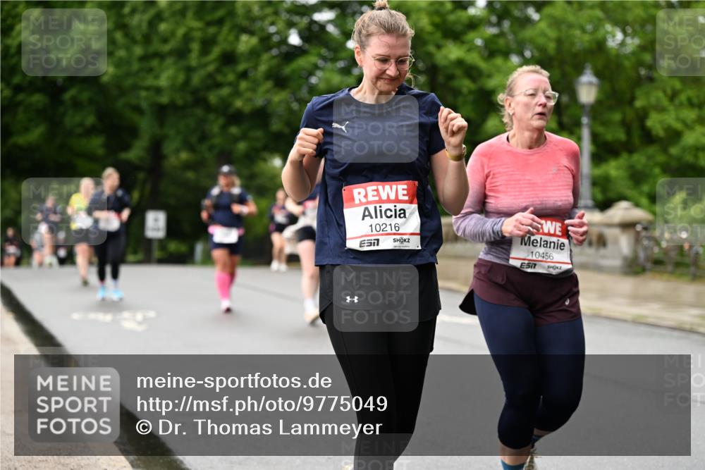 14.06.2026 - REWE Women's Run Dr. Thomas Lammeyer http://msf.ph/oto/9775049 14.06.2026 09:56:43 Laufen 10216, 10456, 7 meine-sportfotos.de