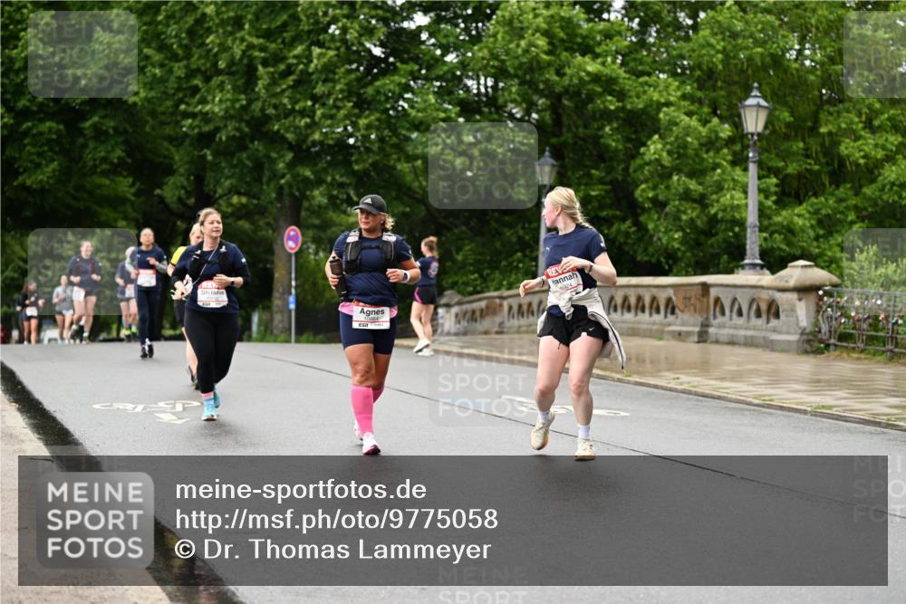 14.06.2026 - REWE Women's Run Dr. Thomas Lammeyer http://msf.ph/oto/9775058 14.06.2026 09:56:45 Laufen 24 meine-sportfotos.de