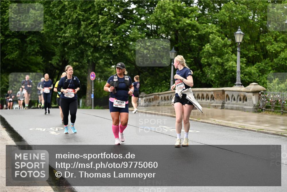 14.06.2026 - REWE Women's Run Dr. Thomas Lammeyer http://msf.ph/oto/9775060 14.06.2026 09:56:45 Laufen 0864 meine-sportfotos.de