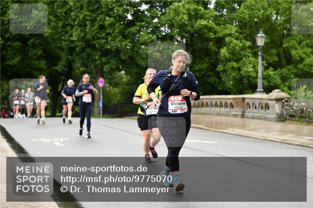 14.06.2026 - REWE Women's Run Dr. Thomas Lammeyer http://msf.ph/oto/9775070 14.06.2026 09:56:49 Laufen 10592, 7 meine-sportfotos.de