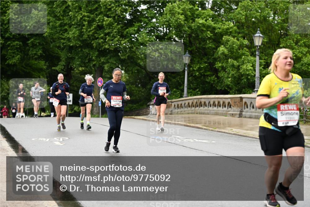 14.06.2026 - REWE Women's Run Dr. Thomas Lammeyer http://msf.ph/oto/9775092 14.06.2026 09:56:51 Laufen 11226, 11, 000 meine-sportfotos.de