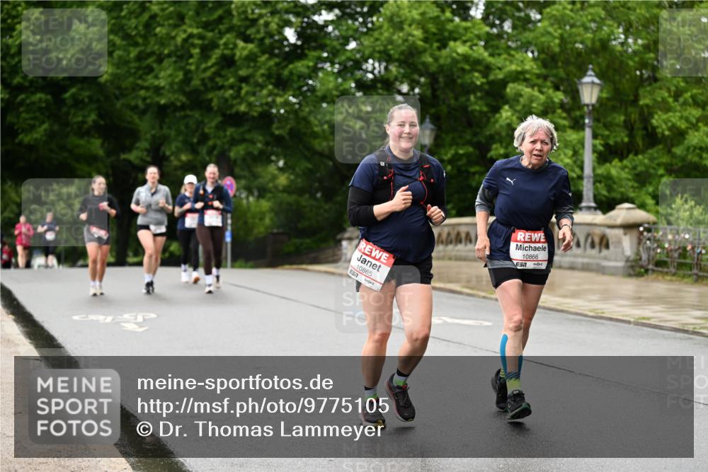 14.06.2026 - REWE Women's Run Dr. Thomas Lammeyer http://msf.ph/oto/9775105 14.06.2026 09:56:56 Laufen 10865, 10866, 7, 2429 meine-sportfotos.de