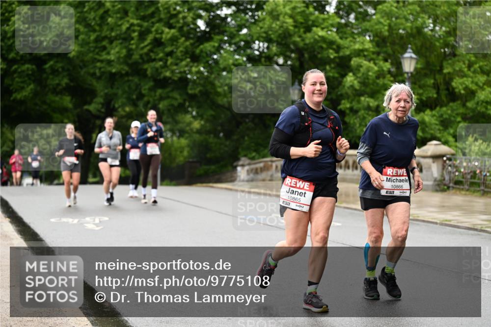 14.06.2026 - REWE Women's Run Dr. Thomas Lammeyer http://msf.ph/oto/9775108 14.06.2026 09:56:57 Laufen 10865, 7, 10866 meine-sportfotos.de