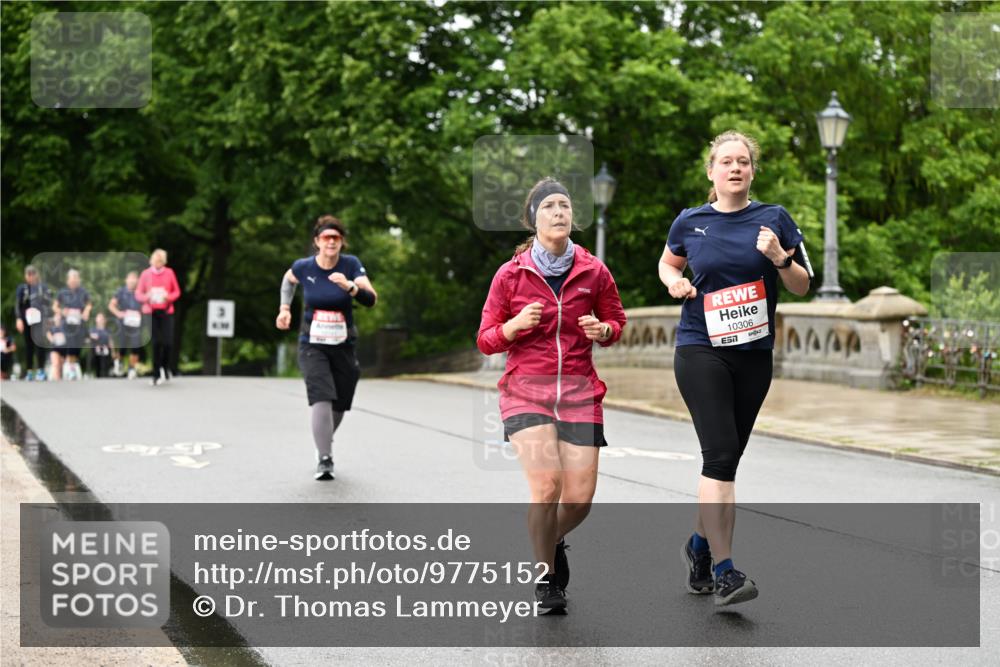 14.06.2026 - REWE Women's Run Dr. Thomas Lammeyer http://msf.ph/oto/9775152 14.06.2026 09:57:13 Laufen 10306, 7 meine-sportfotos.de