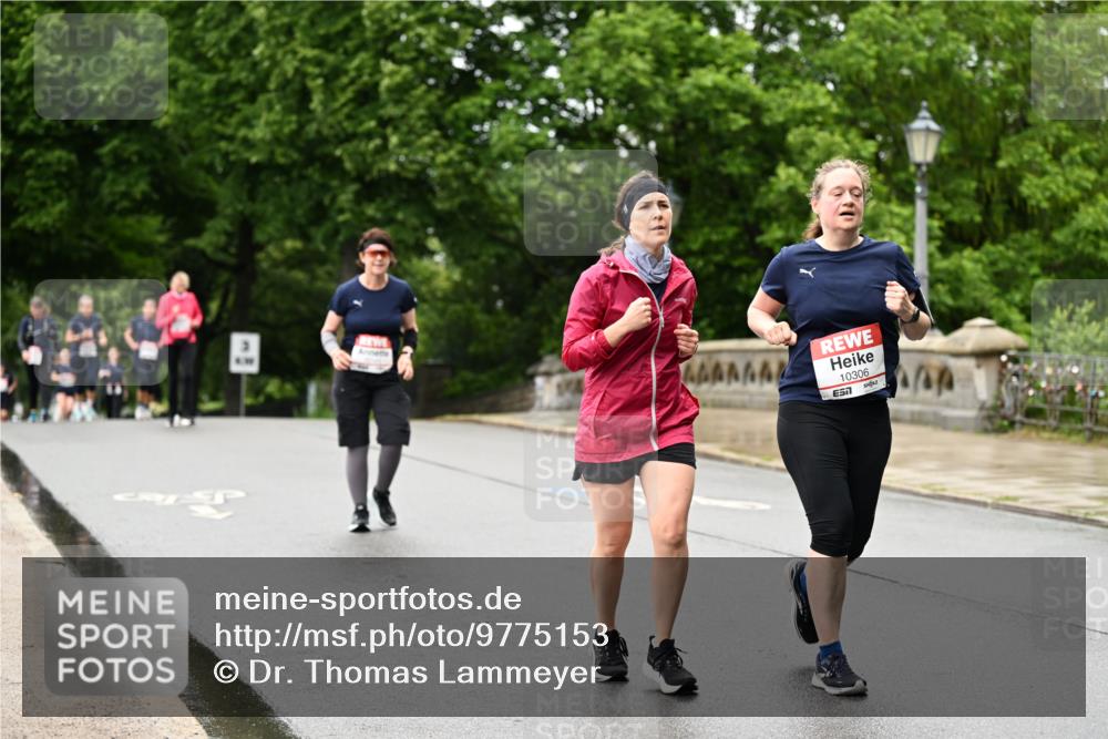 14.06.2026 - REWE Women's Run Dr. Thomas Lammeyer http://msf.ph/oto/9775153 14.06.2026 09:57:13 Laufen 10306, 7 meine-sportfotos.de