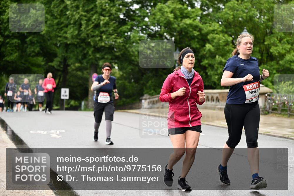 14.06.2026 - REWE Women's Run Dr. Thomas Lammeyer http://msf.ph/oto/9775156 14.06.2026 09:57:13 Laufen 10306 meine-sportfotos.de