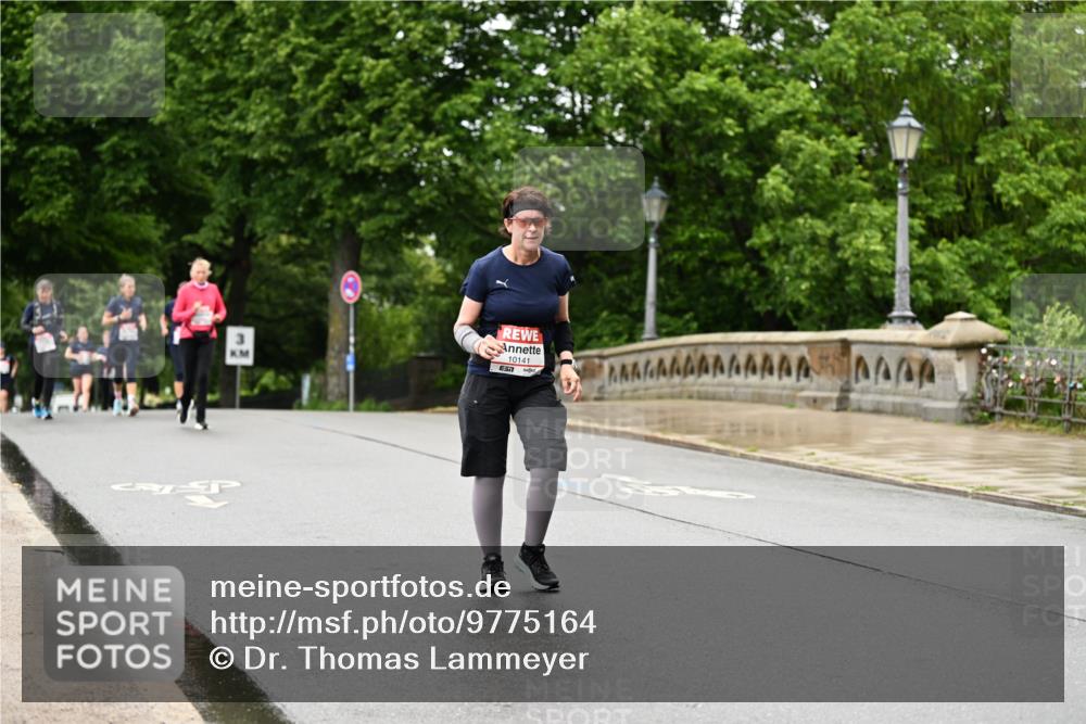 14.06.2026 - REWE Women's Run Dr. Thomas Lammeyer http://msf.ph/oto/9775164 14.06.2026 09:57:14 Laufen 10141 meine-sportfotos.de