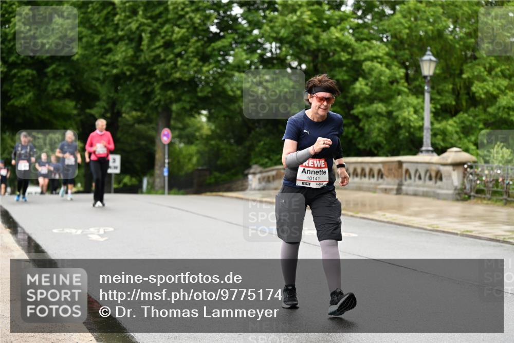 14.06.2026 - REWE Women's Run Dr. Thomas Lammeyer http://msf.ph/oto/9775174 14.06.2026 09:57:15 Laufen 10141 meine-sportfotos.de
