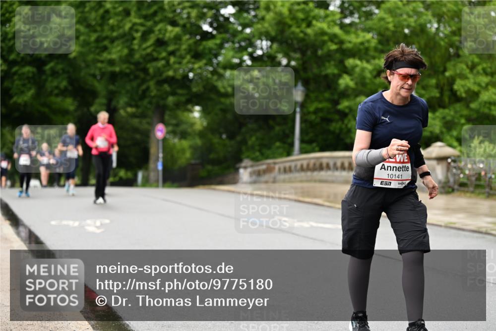 14.06.2026 - REWE Women's Run Dr. Thomas Lammeyer http://msf.ph/oto/9775180 14.06.2026 09:57:16 Laufen 10141 meine-sportfotos.de