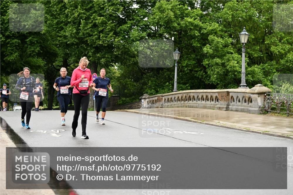 14.06.2026 - REWE Women's Run Dr. Thomas Lammeyer http://msf.ph/oto/9775192 14.06.2026 09:57:20 Laufen 11100, 10161 meine-sportfotos.de