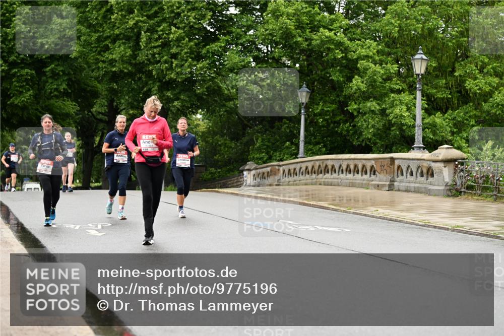 14.06.2026 - REWE Women's Run Dr. Thomas Lammeyer http://msf.ph/oto/9775196 14.06.2026 09:57:20 Laufen 10161 meine-sportfotos.de