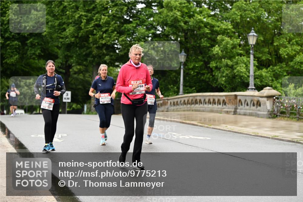 14.06.2026 - REWE Women's Run Dr. Thomas Lammeyer http://msf.ph/oto/9775213 14.06.2026 09:57:22 Laufen 10161 meine-sportfotos.de