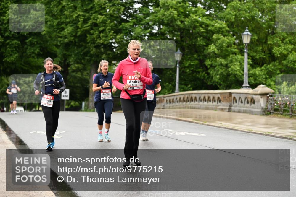 14.06.2026 - REWE Women's Run Dr. Thomas Lammeyer http://msf.ph/oto/9775215 14.06.2026 09:57:22 Laufen 10161 meine-sportfotos.de