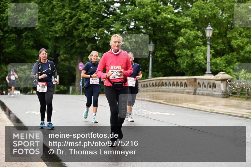 14.06.2026 - REWE Women's Run Dr. Thomas Lammeyer http://msf.ph/oto/9775216 14.06.2026 09:57:22 Laufen 1016 meine-sportfotos.de