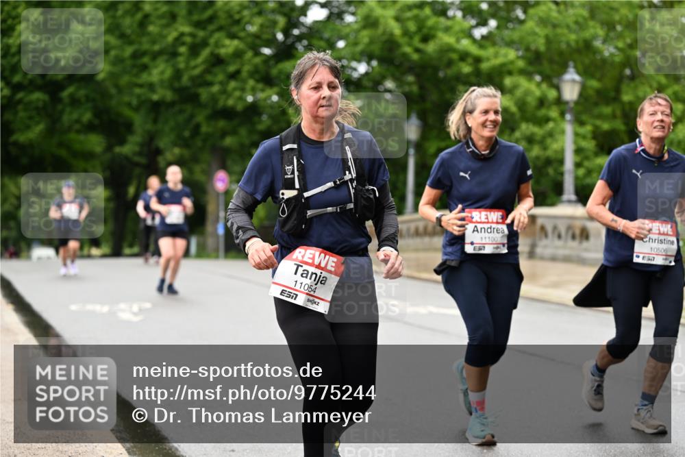 14.06.2026 - REWE Women's Run Dr. Thomas Lammeyer http://msf.ph/oto/9775244 14.06.2026 09:57:25 Laufen 11054, 11100, 10506, 50 meine-sportfotos.de